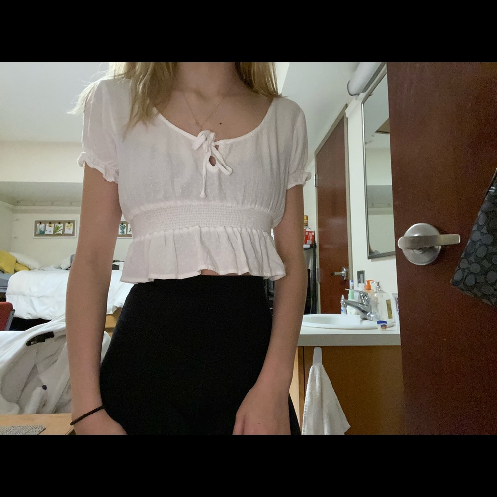 Dainty White PacSun Blouse